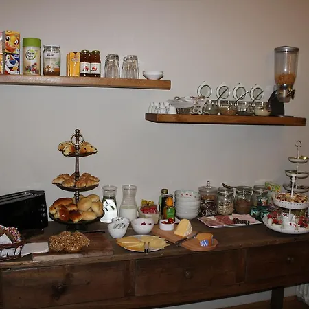 Anna's B&B